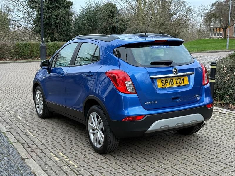 Second-hand Vauxhall Mokka X Active 2018 Albastru SUV