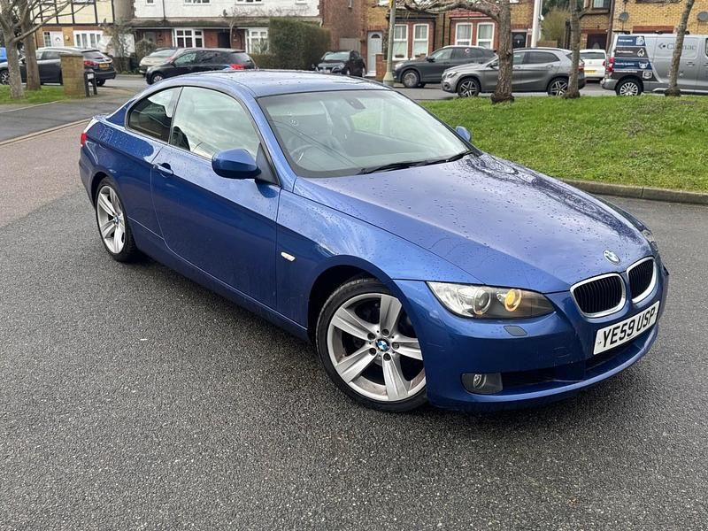 Used BMW 320 2010 Blue Coupe