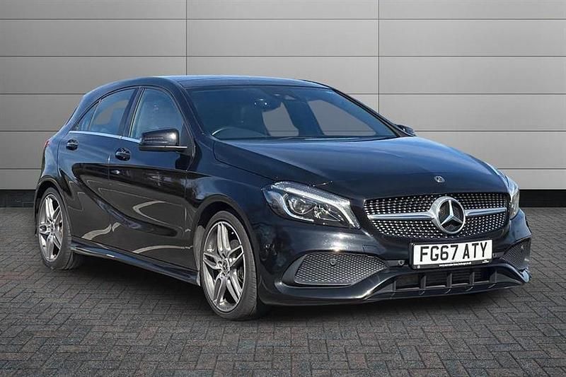 Used Mercedes A160 AMG Line Premium Plus 102 HP (75 kW) 2017 Black Hatchback