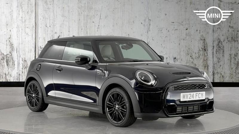 Black Used 2024 Mini Cooper S Exclusive Hatchback | £24,499 (Fair price) - Image 1/4
