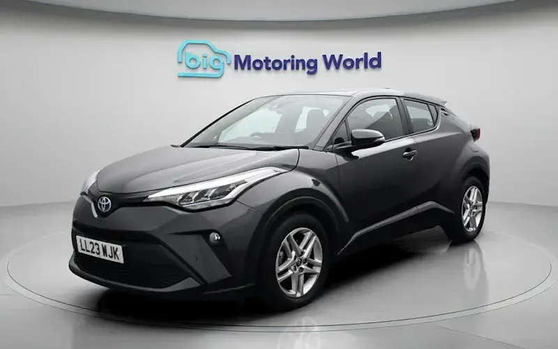Used Toyota C-HR 122 HP (89 kW) 2023 Grey SUV