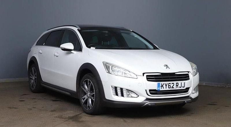 White Used 2013 Peugeot 508 S Estate | £4,190 (Good price) - Image 1/2