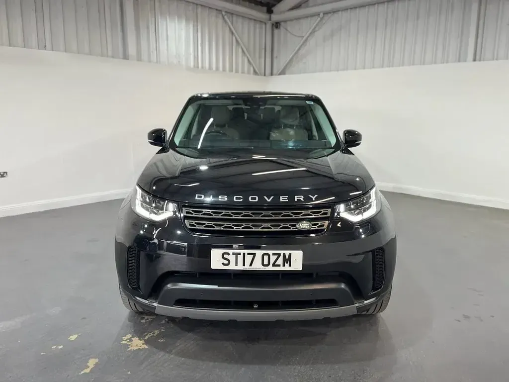 Used Land Rover Discovery SE 258 HP (189 kW) 2017 Black SUV