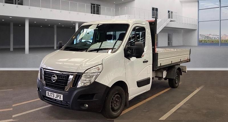 Used Nissan Interstar Tekna 145 HP (106 kW) 2023 White Van
