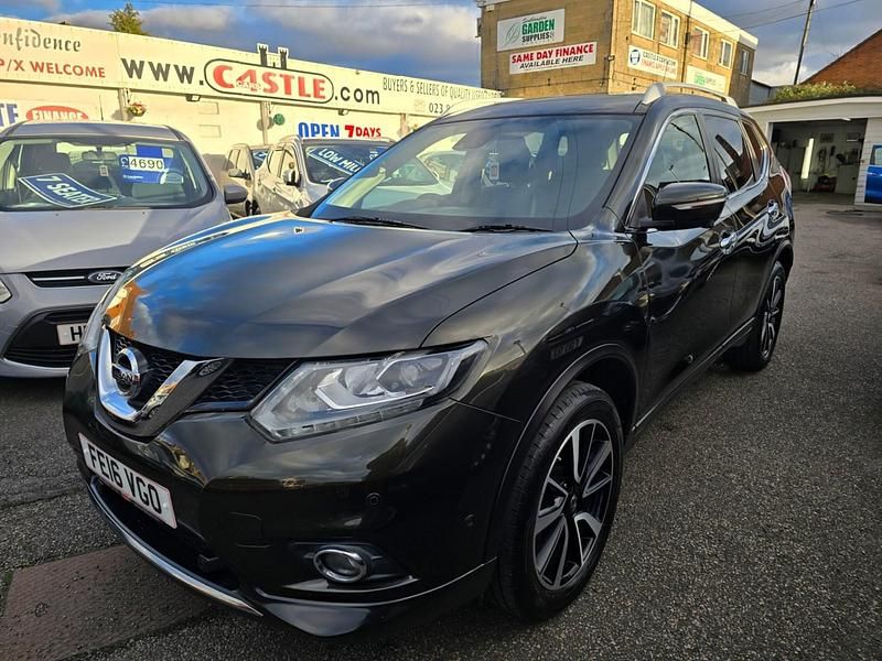 Green Used 2016 Nissan X-Trail Tekna SUV | £10,990 (A bit pricey) - Image 1/4