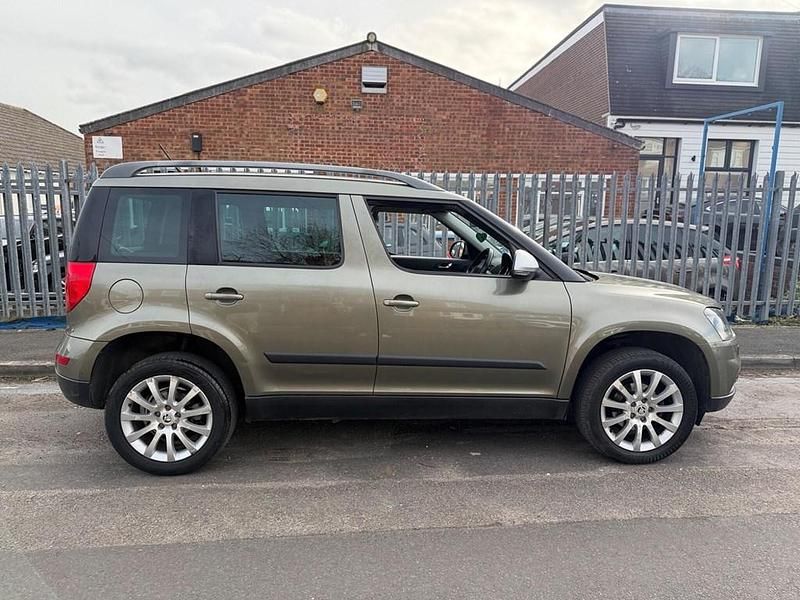 Used Skoda Yeti SE 2015 Green SUV