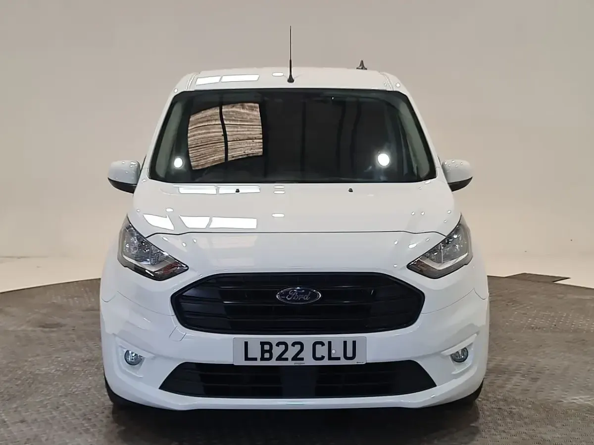Used Ford Transit Connect Limited 120 HP (88 kW) 2022 White MPV