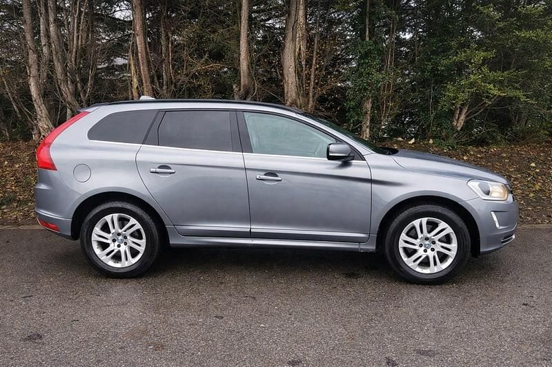 Used Volvo XC60 SE 2016 Grey SUV