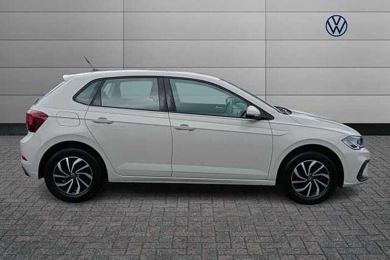 Used VW Polo Life 80 HP (58 kW) 2024 Grey Hatchback