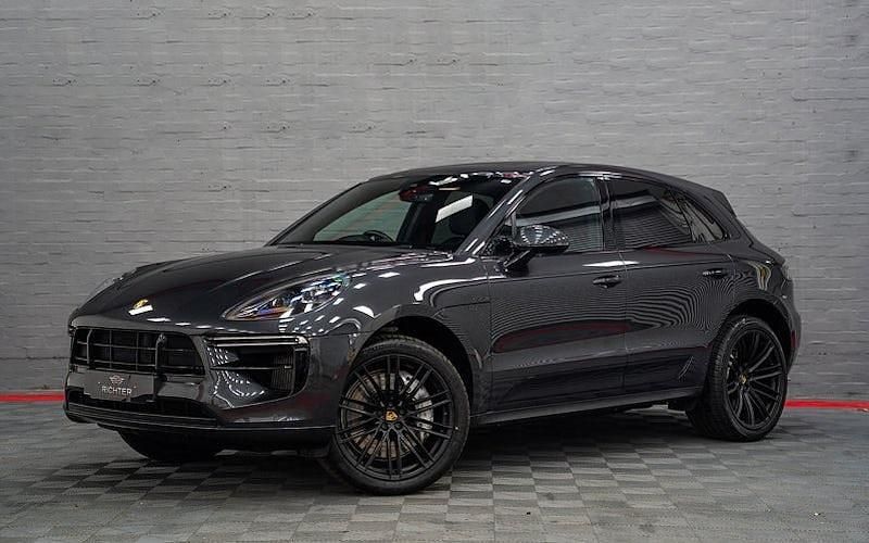 Used Porsche Macan Turbo 441 HP (324 kW) 2020 SUV