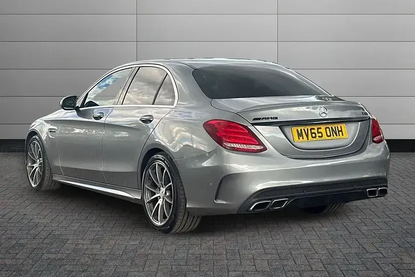 Used Mercedes C63 AMG AMG 476 HP (350 kW) 2015 Palladium silver Sedan