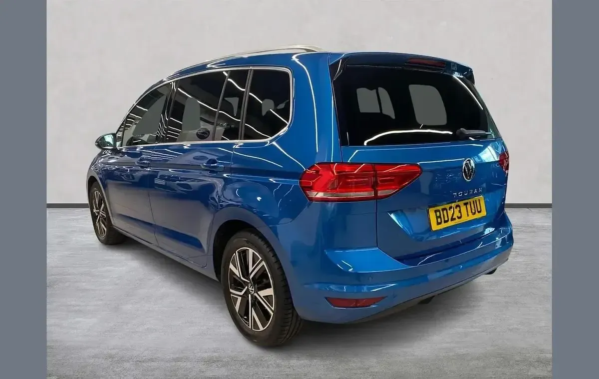 Used VW Touran SEL 150 HP (110 kW) 2023 Blue MPV