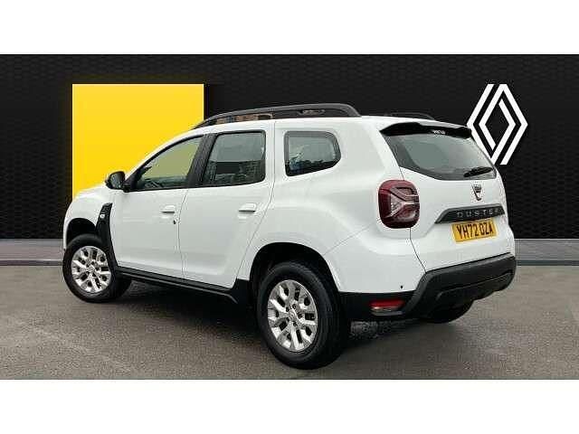 Used Dacia Duster Comfort 91 HP (66 kW) 2022 White SUV