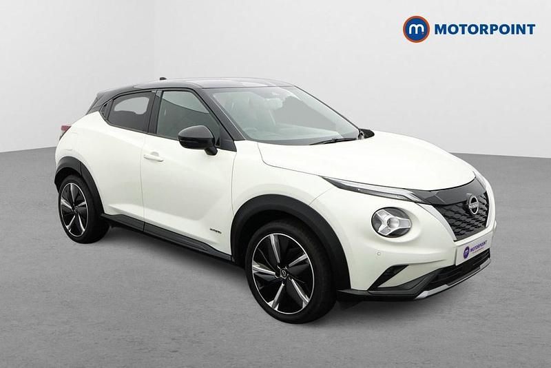 White Used 2022 Nissan Juke Tekna+ SUV | £17,599 (Fair price) - Image 1/4