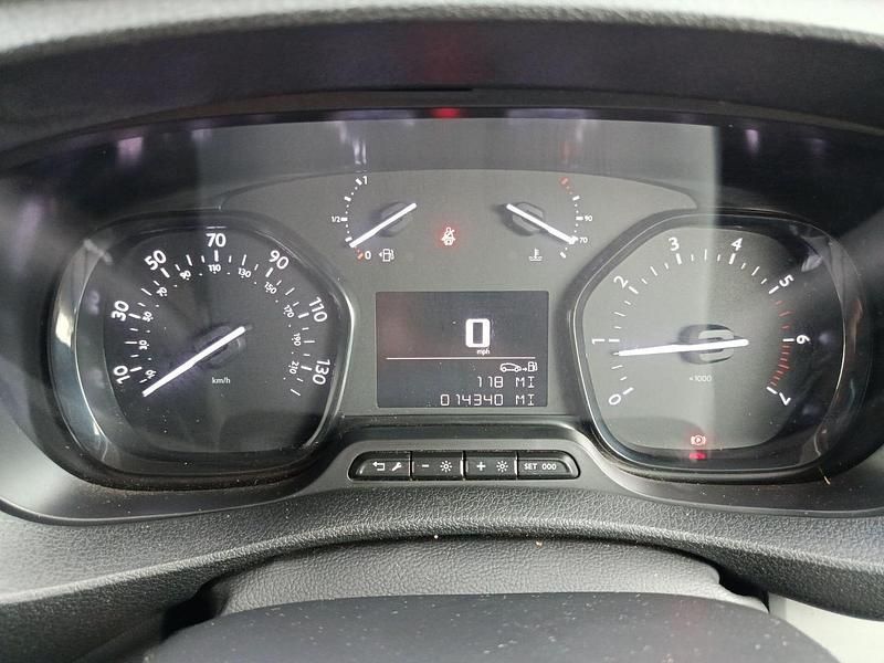 Used Citroën Dispatch 101 HP (74 kW) 2023 Grey MPV