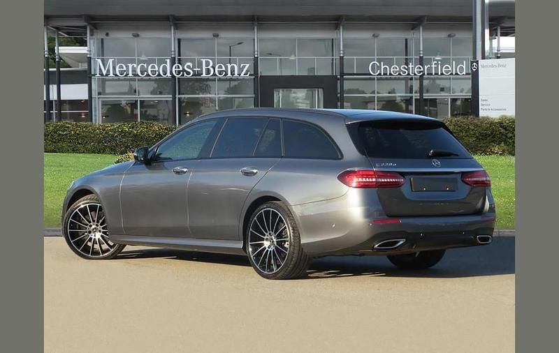 Used Mercedes E200 AMG line 200 HP (147 kW) 2023 Grey Estate
