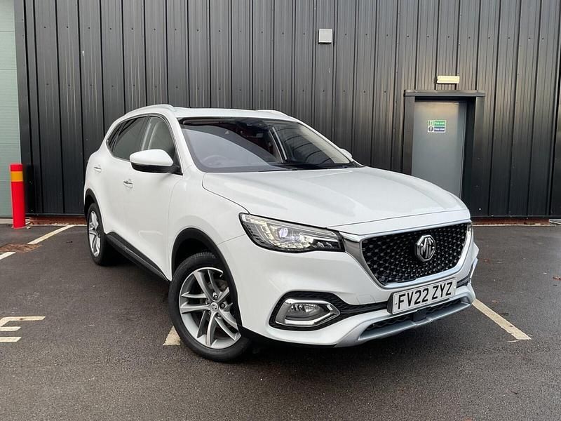 White Used 2022 MG HS Exclusive SUV | £13,999 (Good price) - Image 1/4