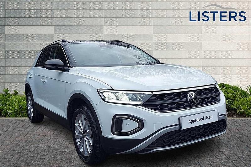 New VW T-Roc Match 2025 Pure white SUV