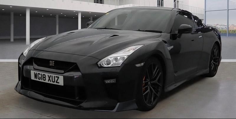 Used Nissan GT-R Recaro 570 HP (419 kW) 2018 Black Coupe