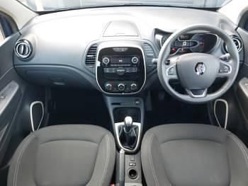 Używany Renault Captur Play 90 KM (66 kW) 2019 Niebieski SUV