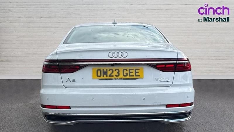 Used Audi A8L Sport 286 HP (210 kW) 2023 White Sedan