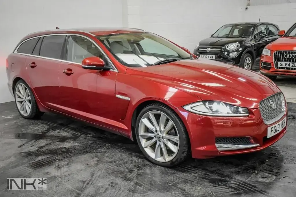 Second-hand Jaguar XF Premium Luxury 2013 Roșu Break