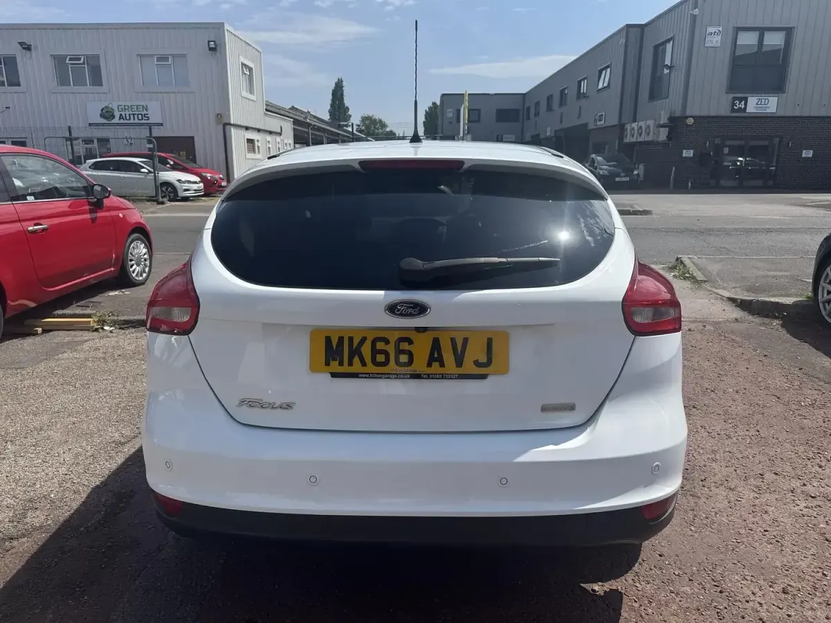 Used Ford Focus Titanium X 125 HP (91 kW) 2016 White Hatchback