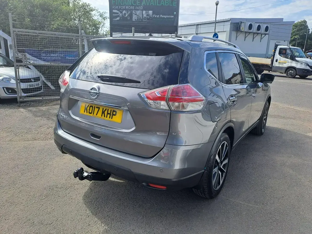 Used Nissan X-Trail Tekna 130 HP (95 kW) 2017 Grey SUV