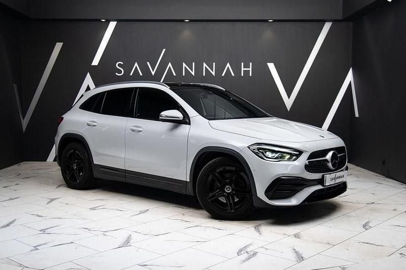 White Used 2021 Mercedes GLA200 Executive SUV | £26,990 (Fair price) - Image 1/4