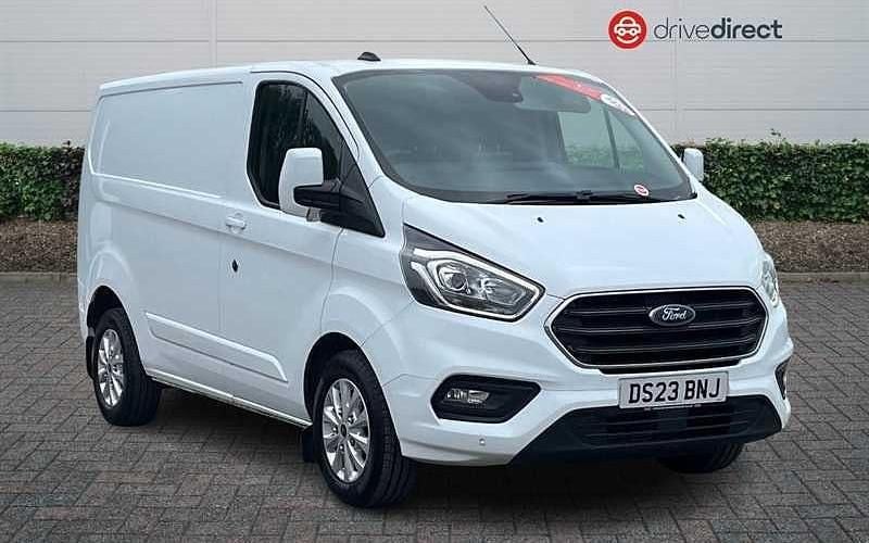 White Used 2023 Ford Transit Custom Limited Van | £16,850 (Fair price) - Image 1/4
