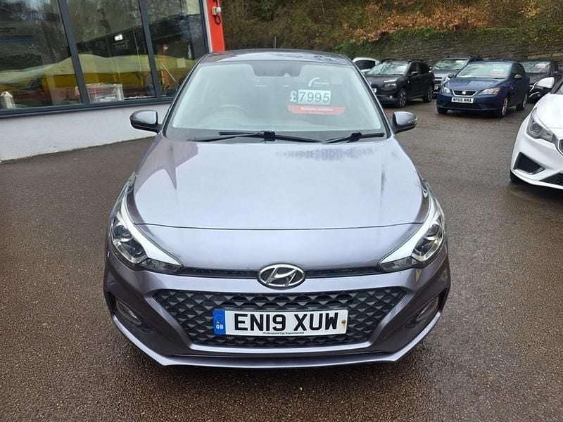 Used Hyundai i20 SE 84 HP (61 kW) 2019 Grey Hatchback