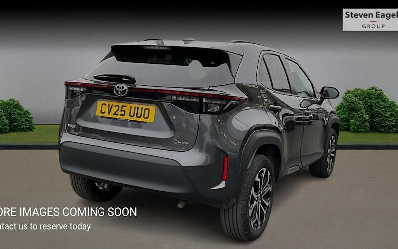 Used Toyota Yaris Hybrid Design 116 HP (85 kW) 2026 Estate