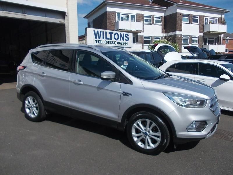 Used Ford Kuga Titanium 120 HP (88 kW) 2018 Silver SUV