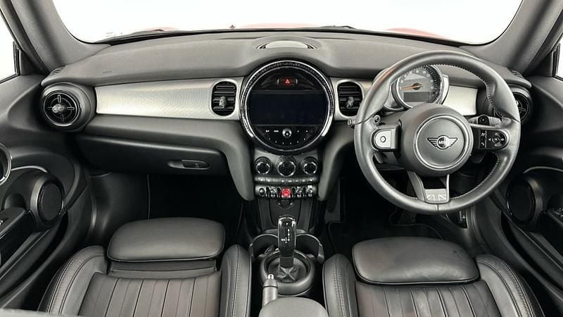 Used Mini Cooper S Exclusive 176 HP (129 kW) 2023 Red Hatchback