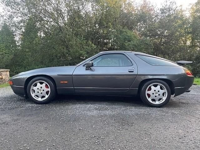 Grey Used 1989 Porsche 928 Coupe | £29,990 - Image 1/4
