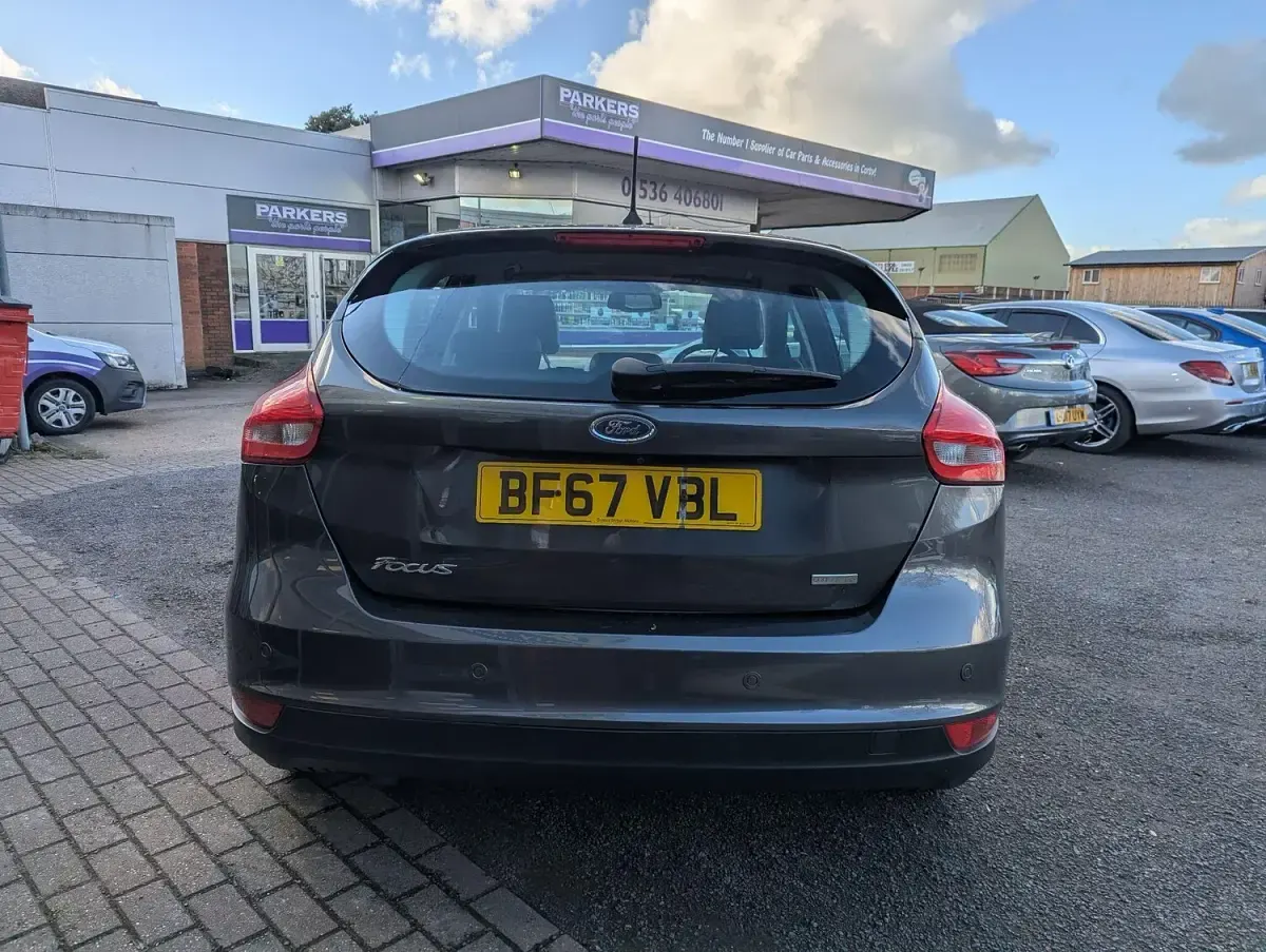 Used Ford Focus Titanium X 125 HP (91 kW) 2017 Grey Hatchback