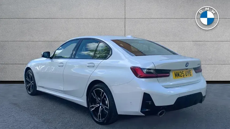 Used BMW 330e M Sport 288 HP (211 kW) 2025 White