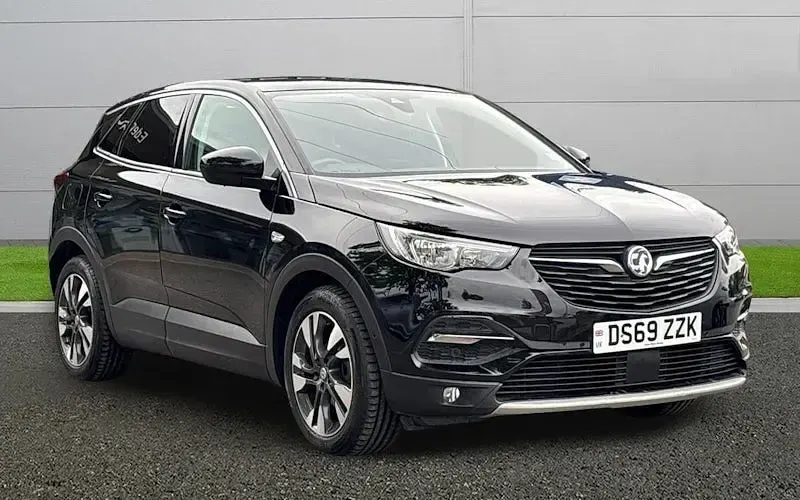 Usado Vauxhall Grandland X SRi 131 HP (96 kW) 2021 SUV