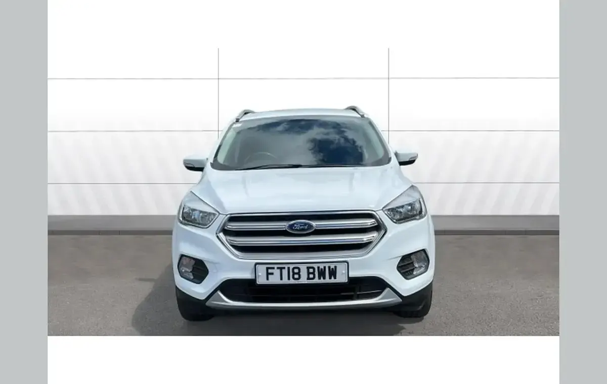 Used Ford Kuga Zetec 182 HP (133 kW) 2018 White SUV