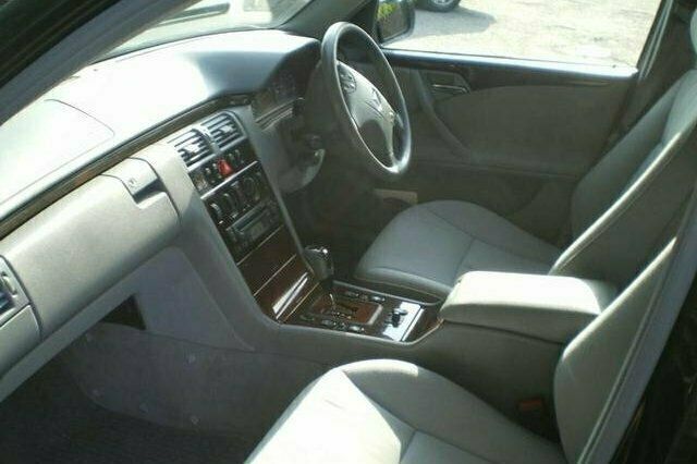 Used Mercedes E200 Elegance 2001 Estate