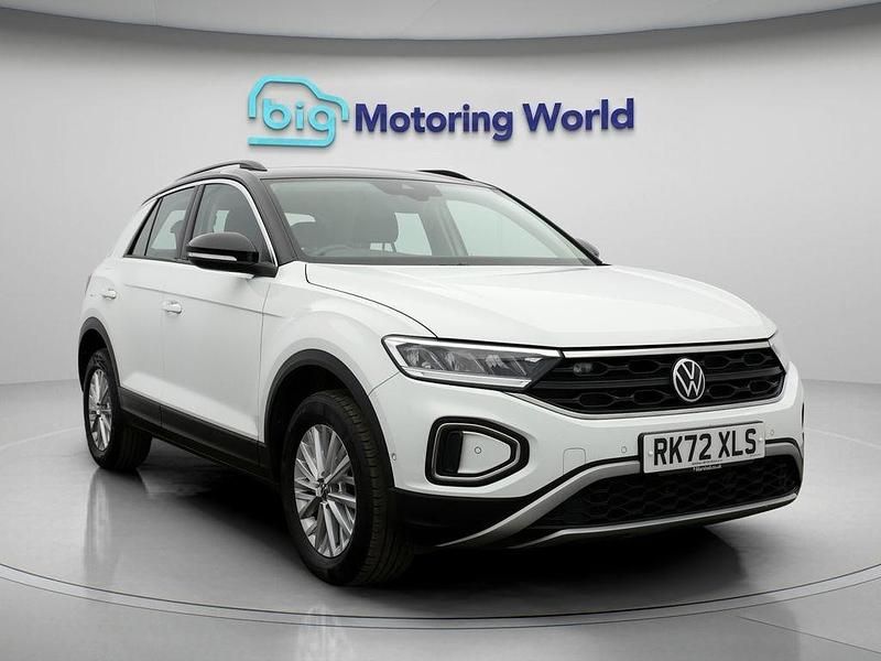 White Used 2022 VW T-Roc Life SUV | £17,800 (Fair price) - Image 1/4