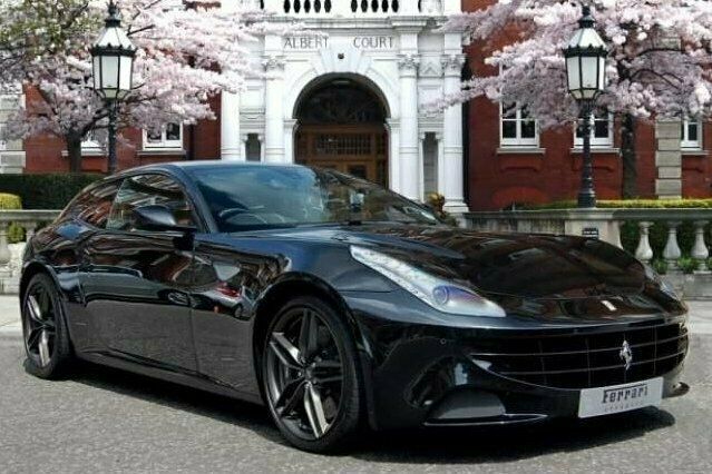 Used 2012 Ferrari FF Coupe | £194,950 - Image 1/4