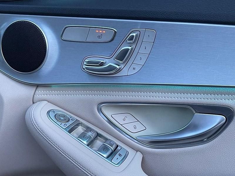 Used Mercedes C250 Premium 204 HP (150 kW) 2015 Blue Estate