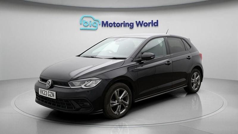 Used VW Polo R-line 94 HP (69 kW) 2023 Black Hatchback