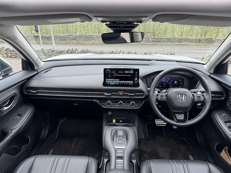 Used Honda ZR-V Advance 184 HP (135 kW) 2023 White SUV