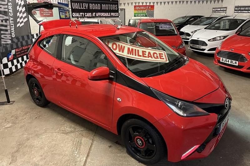 Red Used 2016 Toyota Aygo X-play Hatchback | £4,495 (Super price) - Image 1/1