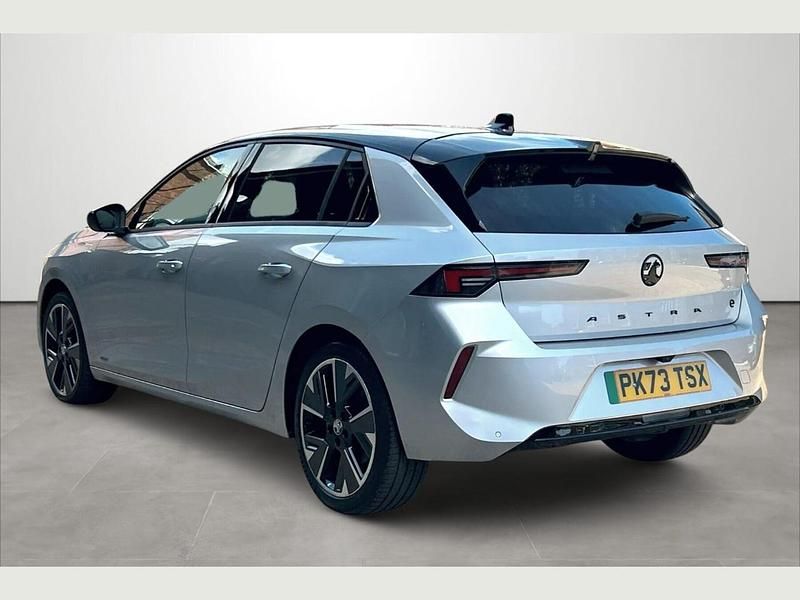Used Vauxhall Astra Ultimate 113 kW (154 HP) 2024 Grey Hatchback