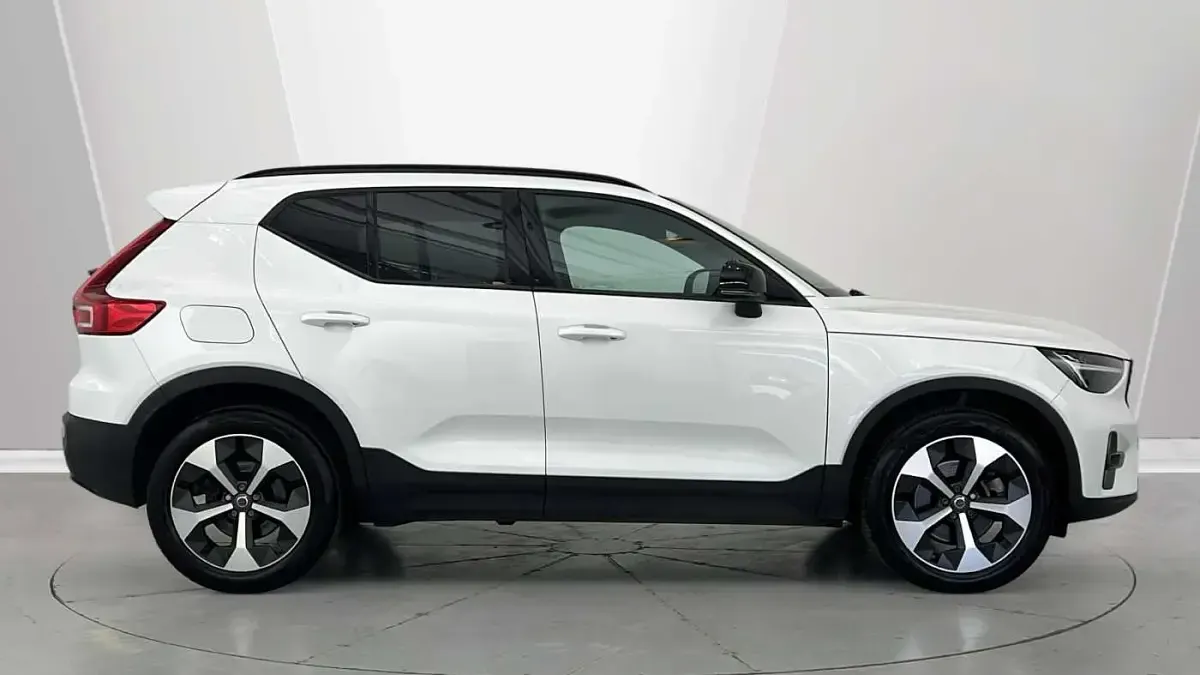 Used Volvo XC40 Plus 194 HP (142 kW) 2026 SUV