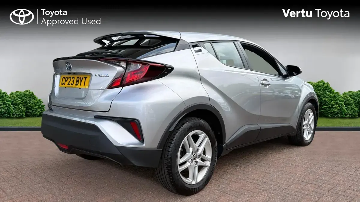 Used Toyota C-HR 122 HP (89 kW) 2023 Silver metallic (metallic paint) SUV