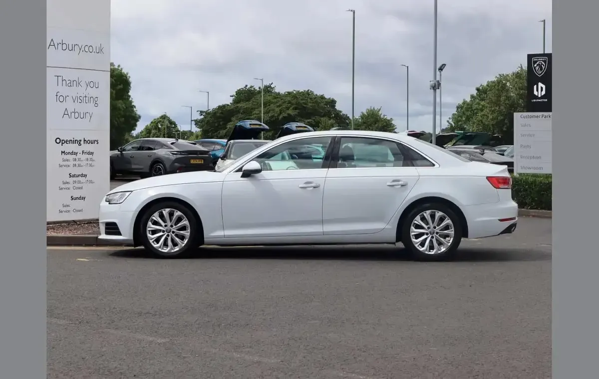 Used Audi A4 Design 148 HP (108 kW) 2016 White Sedan